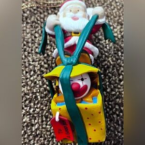 1993 Christmas Trim A Home Santa Claus Jack-In-The-Box Ornament